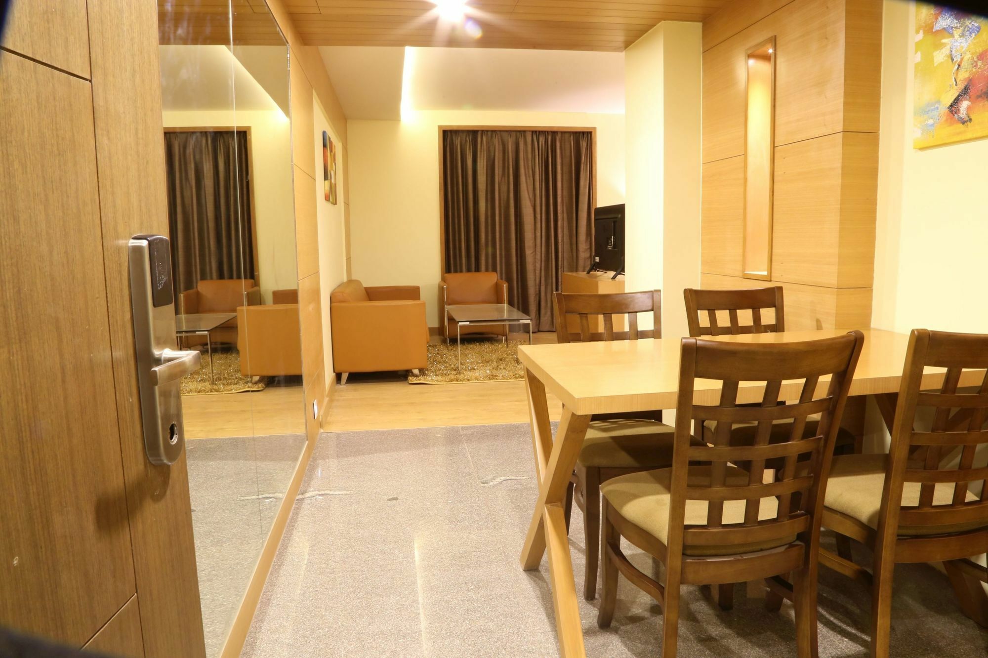 The Fern Residency Mundra Hotel Bagian luar foto