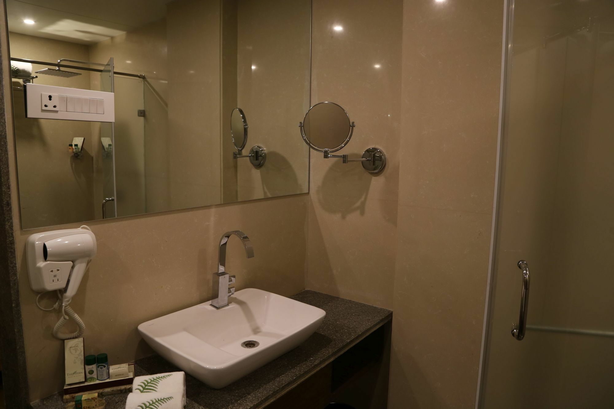 The Fern Residency Mundra Hotel Bagian luar foto
